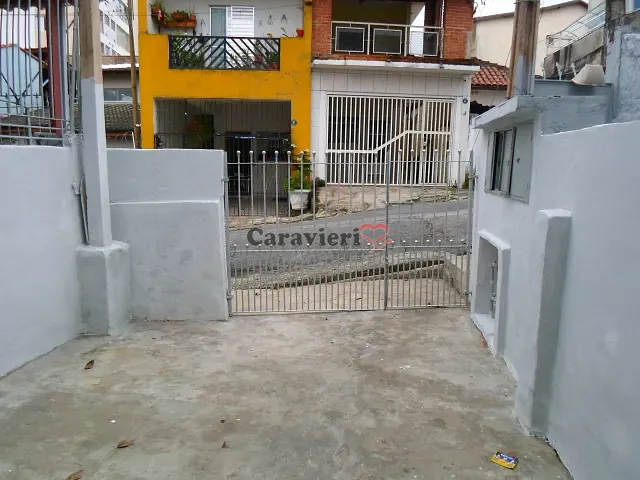 Sobrado com 1m² 2 quartos e 2 banheiros, para alugar, no bairro Penha de França em São Paulo