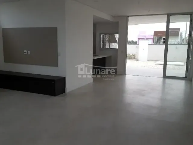 Sobrado com 312m² 3 quartos e 4 banheiros, à venda, no bairro Fazenda Rodeio em Mogi das Cruzes