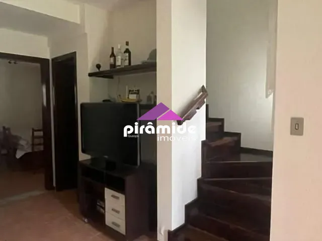 Sobrado com 140m² 3 quartos e 2 banheiros, à venda, no bairro Martim de Sá em Caraguatatuba