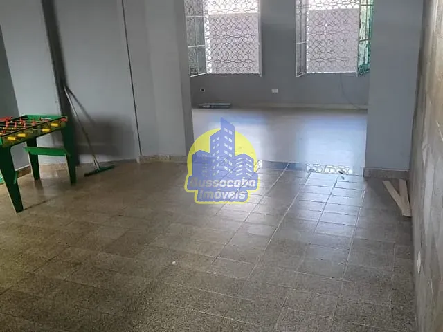 Sobrado com 258m² 3 quartos e 2 banheiros, à venda, no bairro Jaguaribe em Osasco