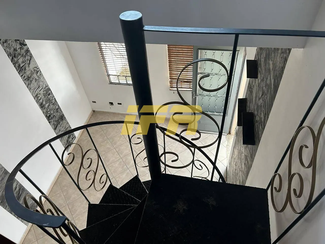 Sobrado, 4 quartos, 210 m² - Foto 2