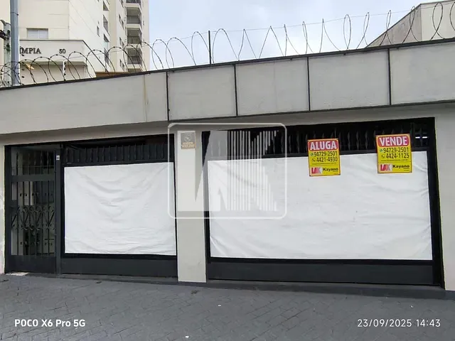 Casa à venda ou para alugar, no bairro Vila Valparaíso em Santo André