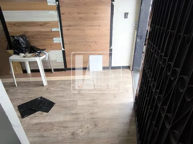 Casa à venda ou para alugar, no bairro Vila Valparaíso em Santo André