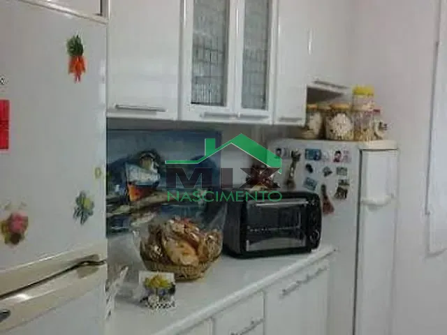 Casa com 200m² 2 quartos e 2 banheiros, à venda, no bairro Jardim Santa Emília em São Paulo
