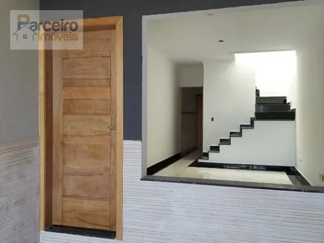 Casa 3 quartos e 4 banheiros, à venda, no bairro Vila Granada em São Paulo