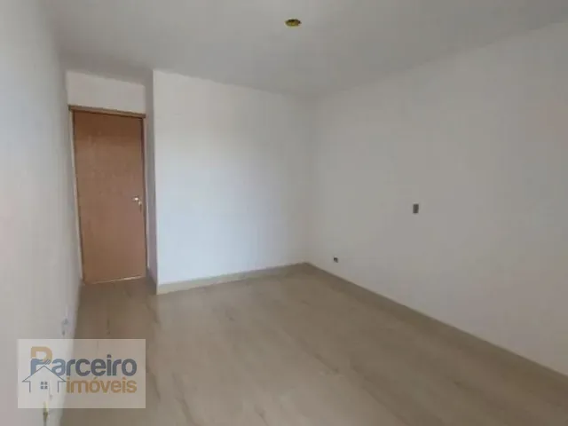 Casa 3 quartos e 4 banheiros, à venda, no bairro Vila Granada em São Paulo