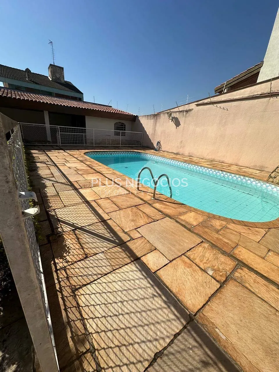 Sobrado, 5 quartos, 534 m² - Foto 2