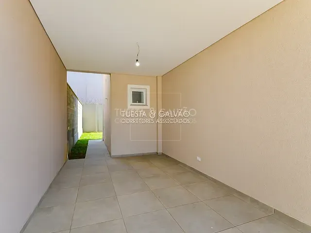 Casa com 212m² 3 quartos e 1 banheiro, à venda, no bairro Xaxim em Curitiba