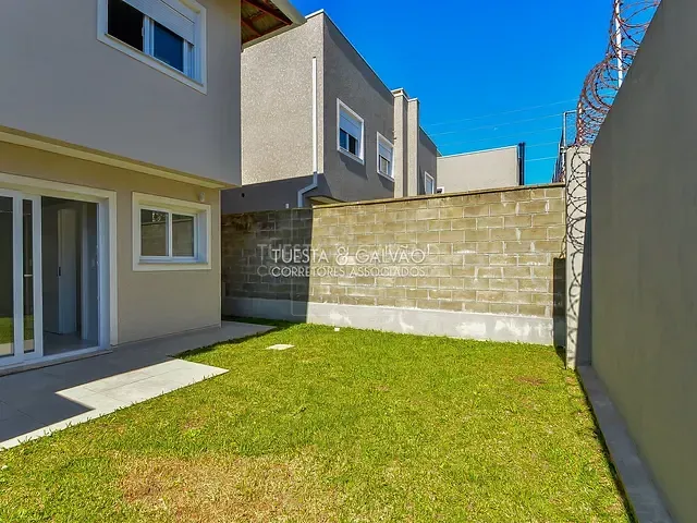 Casa com 212m² 3 quartos e 1 banheiro, à venda, no bairro Xaxim em Curitiba