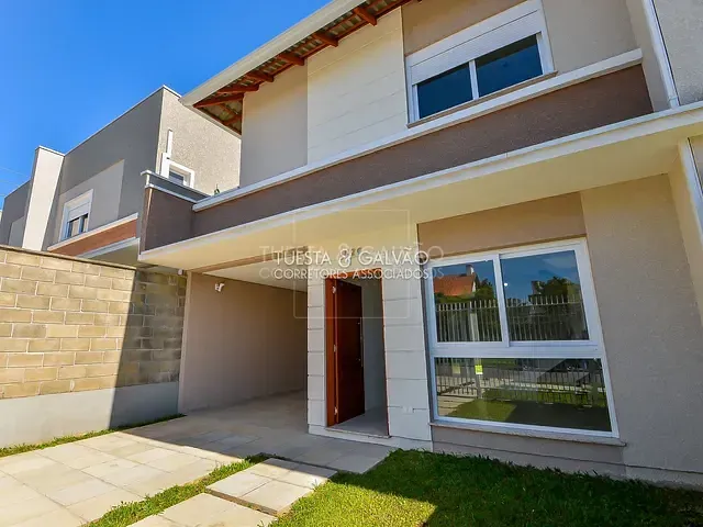 Casa com 212m² 3 quartos e 1 banheiro, à venda, no bairro Xaxim em Curitiba