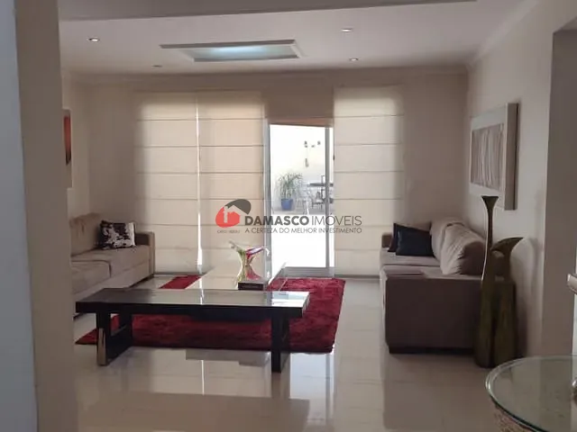 Sobrado com 430m² 4 quartos e 7 banheiros, à venda, no bairro Jardim São Caetano em São Caetano Do Sul
