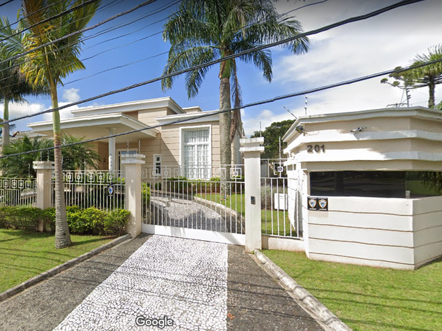 Foto do Casa - Mansão. 1.200m², 5 suítes, escadarias duplas, pé direto alto, SPA, adega, 6 vagas de garagens, piscina aquecida, Santa Felicidade, Curitiba, PR | Imobiliária GreenVille