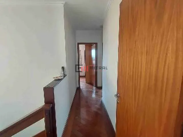 Sobrado com 275m² 4 quartos e 4 banheiros, à venda, no bairro Jardim Alvorada em Londrina