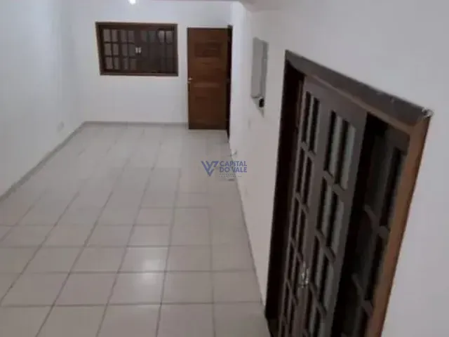 Sobrado com 135m² 3 quartos e 3 banheiros, à venda, no bairro Jardim Augusta em São José dos Campos