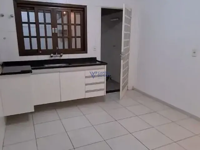 Sobrado com 135m² 3 quartos e 3 banheiros, à venda, no bairro Jardim Augusta em São José dos Campos
