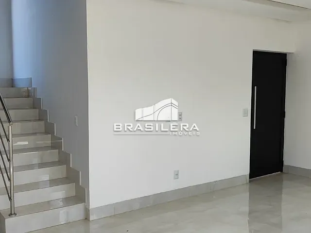 Sobrado com 305m² 3 quartos e 5 banheiros, à venda, no bairro Terras Alpha Residencial 2 em Senador Canedo