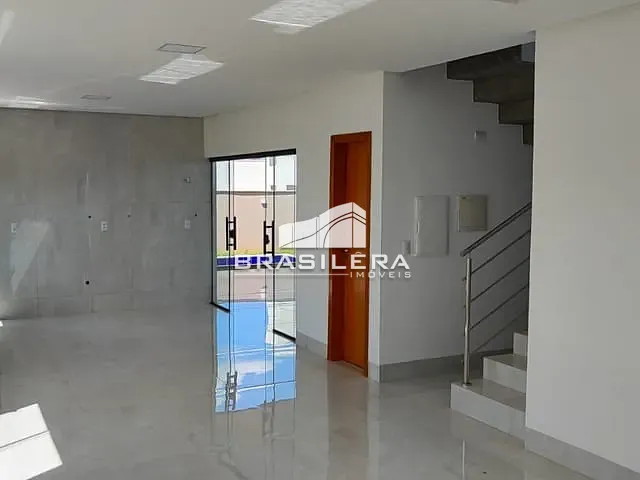 Sobrado com 305m² 3 quartos e 5 banheiros, à venda, no bairro Terras Alpha Residencial 2 em Senador Canedo