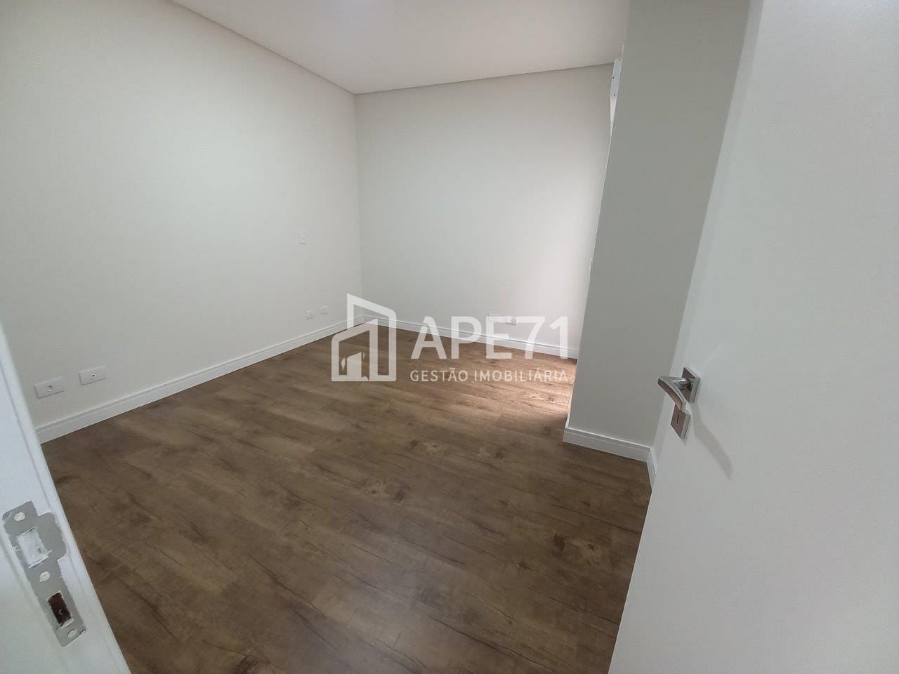Sobrado à venda com 3 quartos, 170m² - Foto 47
