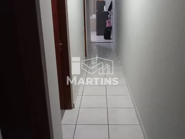 Sobrado 3 quartos e 2 banheiros, à venda, no bairro Jardim São Judas Tadeu em Taboão da Serra