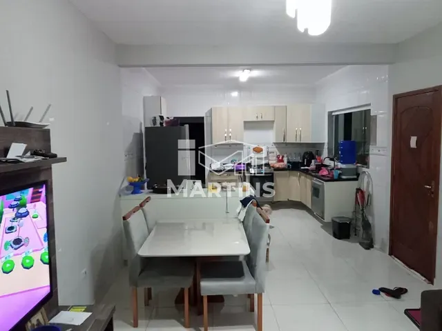 Sobrado 3 quartos e 2 banheiros, à venda, no bairro Jardim São Judas Tadeu em Taboão da Serra