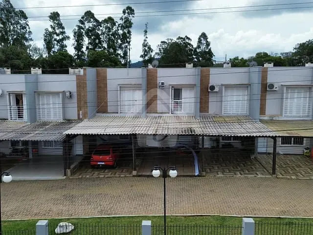Sobrado com 90m² 2 quartos e 2 banheiros, à venda, no bairro Canabarro em Teutônia