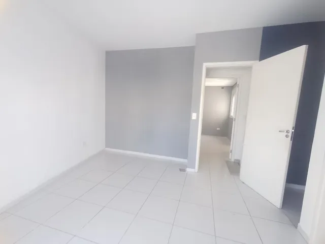 Sobrado com 75m², para alugar, no bairro Vila Bertioga em São Paulo