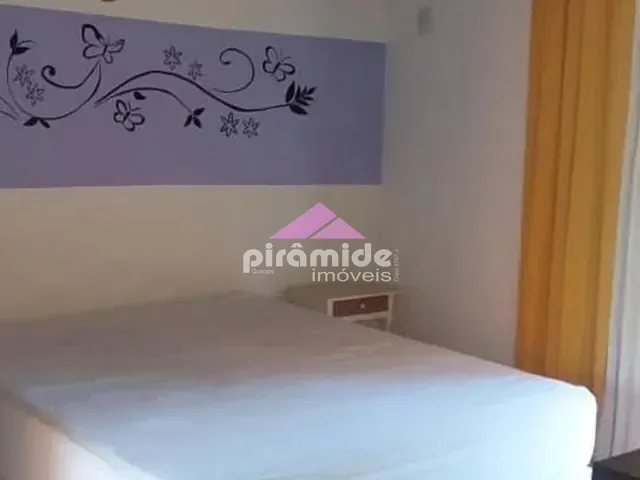 Sobrado com 315m² 3 quartos e 5 banheiros, à venda, no bairro Martim de Sá em Caraguatatuba