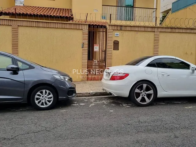 Sobrado com 300m² 4 quartos e 3 banheiros, à venda, no bairro Vila Leão em Sorocaba