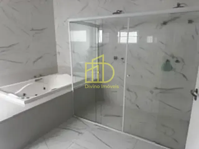 Sobrado com 360m² 4 quartos e 2 banheiros, à venda, no bairro Parque Campolim em Sorocaba