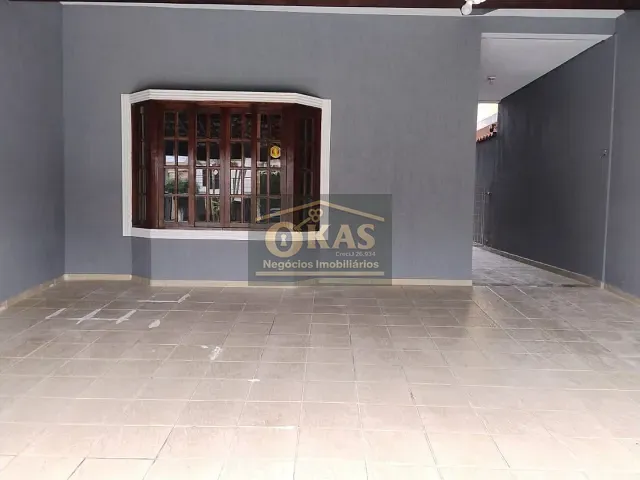 Sobrado com 180m² 3 quartos e 3 banheiros, à venda, no bairro Vila Urupês em Suzano