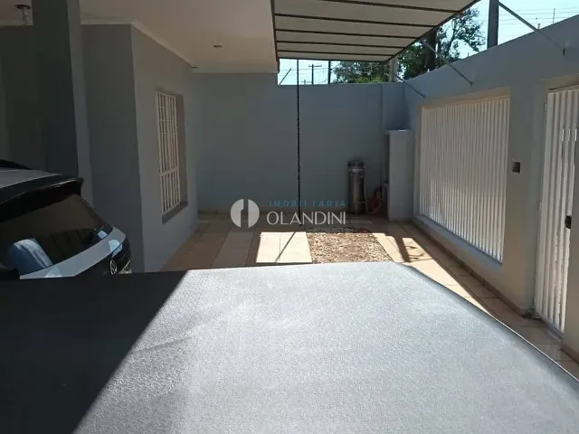 Sobrado com 351m² 3 quartos e 1 banheiro, à venda, no bairro Jardim Rezek II em Artur Nogueira