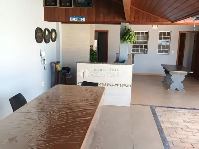 Sobrado com 351m² 3 quartos e 1 banheiro, à venda, no bairro Jardim Rezek II em Artur Nogueira