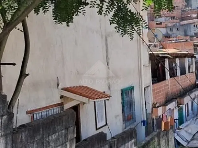 Sobrado com 158m² 3 quartos e 2 banheiros, à venda, no bairro Jardim Zaira em Mauá