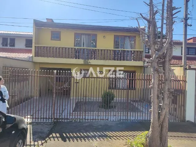 Sobrado com 155m² 3 quartos e 3 banheiros, à venda, no bairro Boqueirão em Curitiba