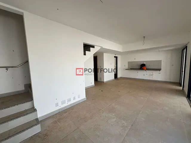 Sobrado com 230m² 3 quartos e 3 banheiros, à venda, no bairro Residencial Jardins Lyon em Aparecida de Goiânia