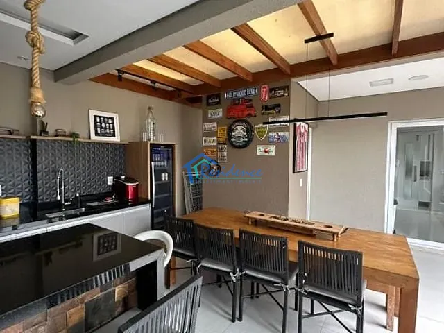 Sobrado com 310m² 3 quartos e 4 banheiros, à venda, no bairro Jardim Residencial Alto De Itaici em Indaiatuba