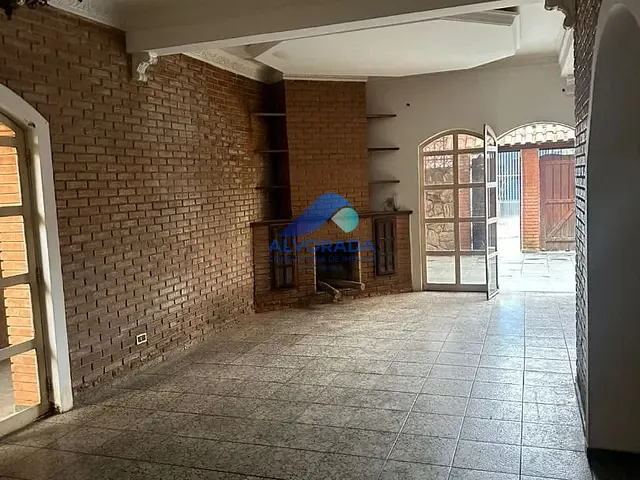 Sobrado com 250m² 3 quartos e 3 banheiros, à venda, no bairro Jardim Altos de Santana em São José dos Campos
