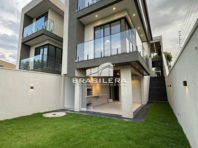 Sobrado com 210m² 3 quartos e 5 banheiros, à venda, no bairro Jardim Atlântico em Goiânia