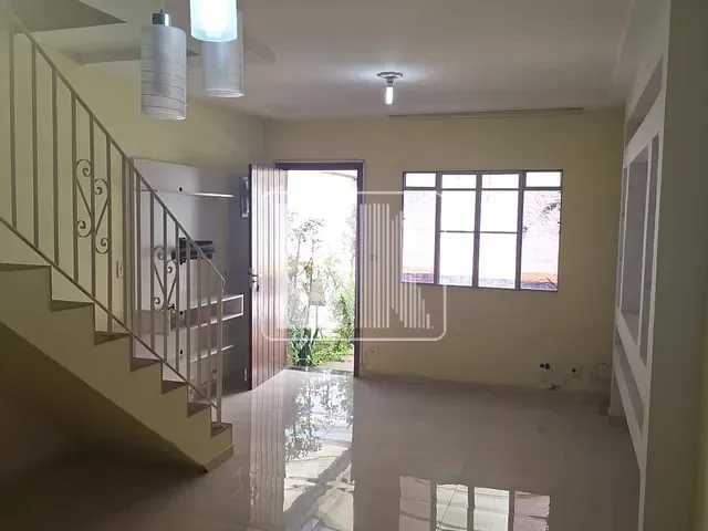 Sobrado com 79m² 2 quartos e 1 banheiro, à venda, no bairro Vila Palmares em Santo André
