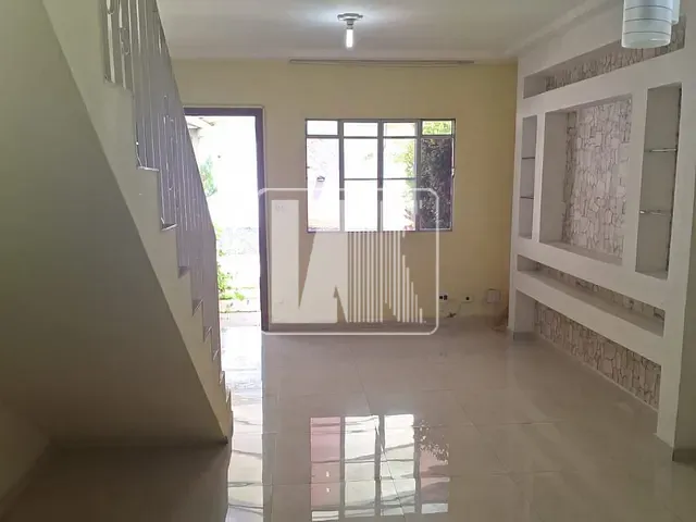 Sobrado com 79m² 2 quartos e 1 banheiro, à venda, no bairro Vila Palmares em Santo André