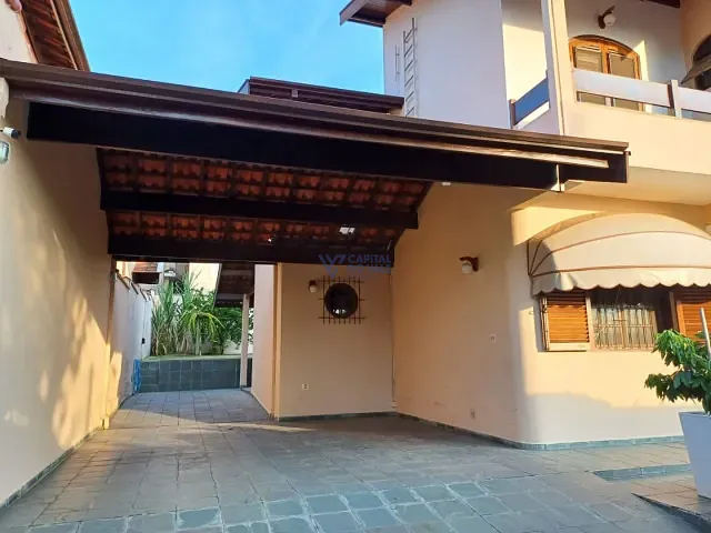 Sobrado com 500m² 5 quartos e 4 banheiros, à venda, no bairro Jardim das Indústrias em São José dos Campos