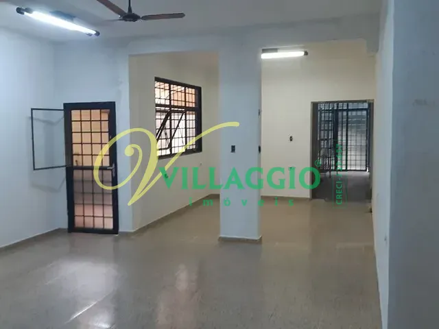 Sobrado com 260m², para alugar, no bairro Vila Aurora em São José do Rio Preto