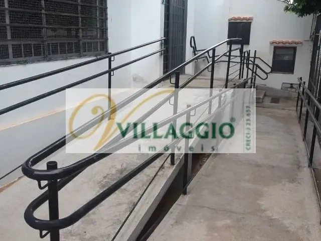 Sobrado com 260m², para alugar, no bairro Vila Aurora em São José do Rio Preto