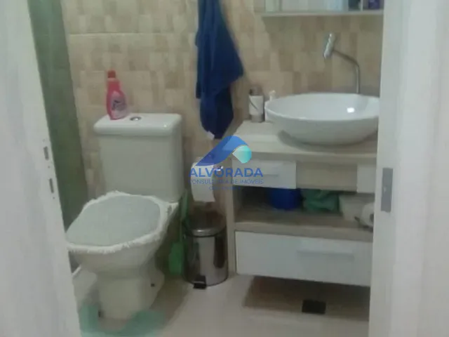 Sobrado com 275m² 3 quartos e 5 banheiros, à venda, no bairro Residencial Golden Park em Jacareí