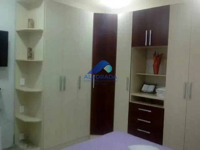 Sobrado com 275m² 3 quartos e 5 banheiros, à venda, no bairro Residencial Golden Park em Jacareí
