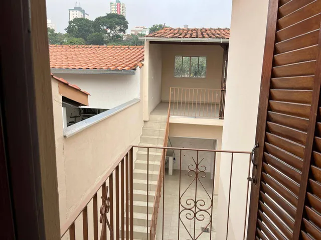 Sobrado 3 quartos e 4 banheiros, para alugar, no bairro Vila Valparaíso em Santo André