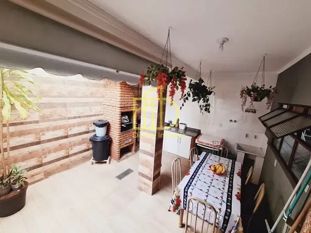 Sobrado com 125m² 3 quartos e 3 banheiros, à venda, no bairro Jardim Santo André em Sorocaba