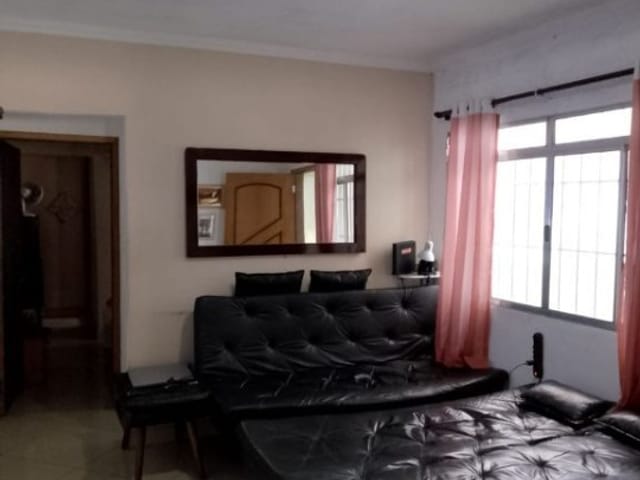 Sobrado 3 quartos e 2 banheiros, à venda ou para alugar, no bairro Jardim Stella em Santo André