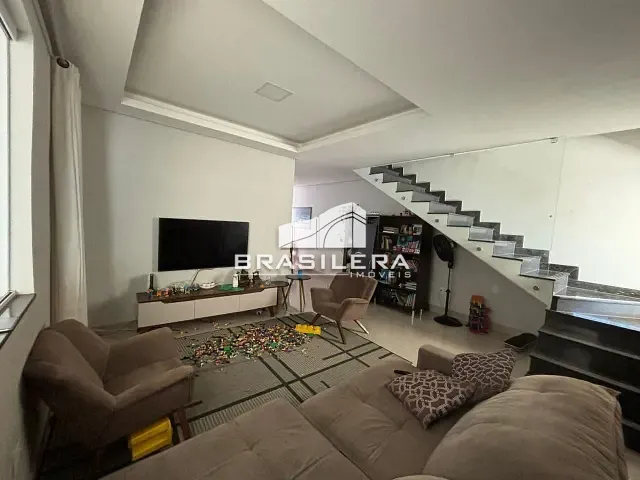Sobrado com 296m² 4 quartos e 5 banheiros, à venda, no bairro Jardim Atlântico em Goiânia