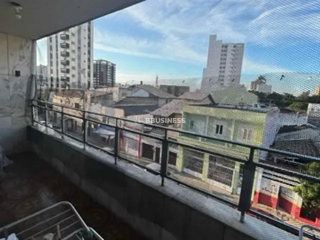 Sobrado com 500m² 3 quartos e 3 banheiros, à venda, no bairro Centro em Campos dos Goytacazes
